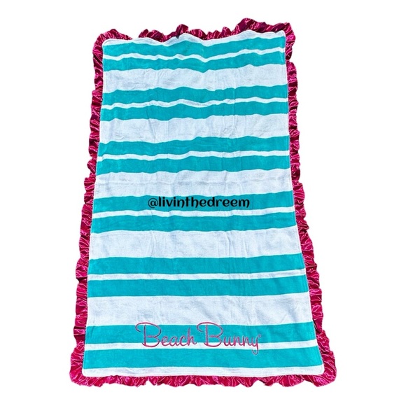 NWOT Beach Bunny Swimwear Cabana Stripe Towel - Picture 3 of 8